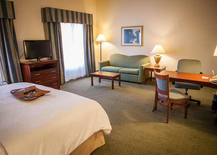 Hotel Hampton & Suites, Sw