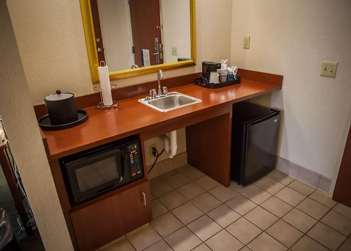 Hampton & Suites, Sw Springfield