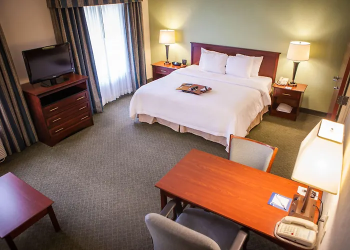 Hampton & Suites, Sw Hotel