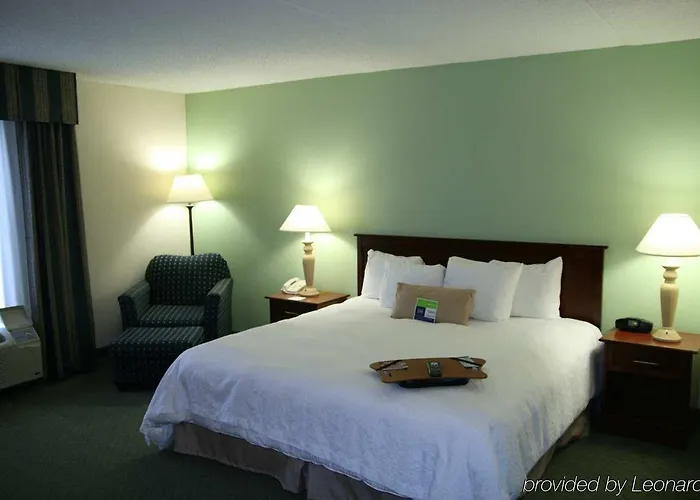 Hampton & Suites, Sw Hotel
