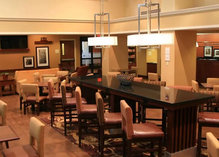 Hotel Hampton & Suites, Sw Springfield