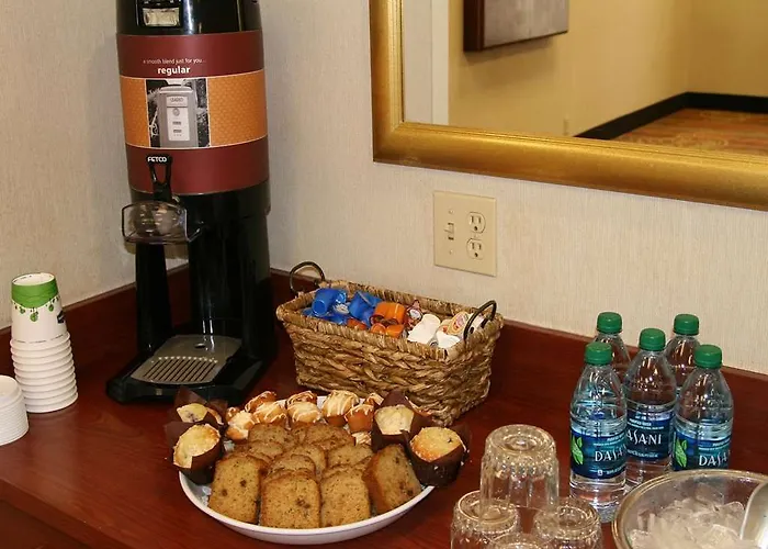 Hotel Hampton & Suites, Sw
