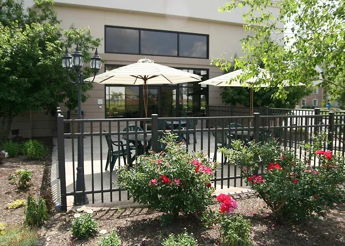 Hampton & Suites, Sw Springfield