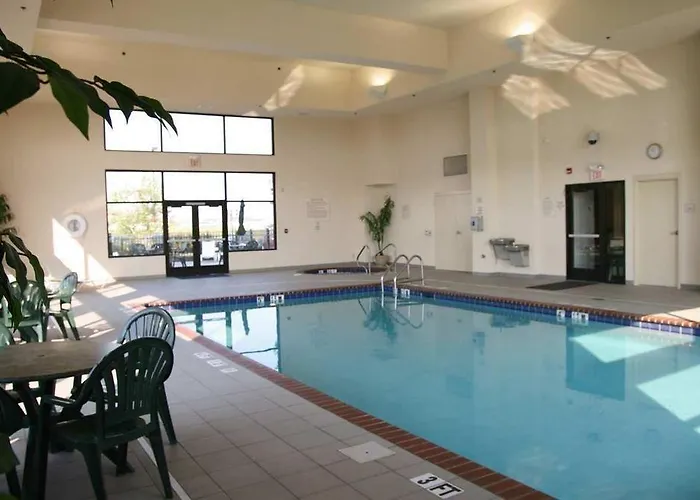 Hotel Hampton & Suites, Sw 3*